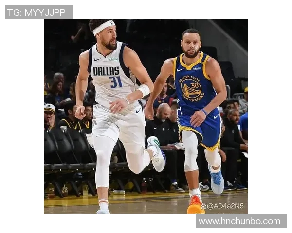 球星意外摔倒瞬间引发球场风波伤势成焦点赛后反响热议