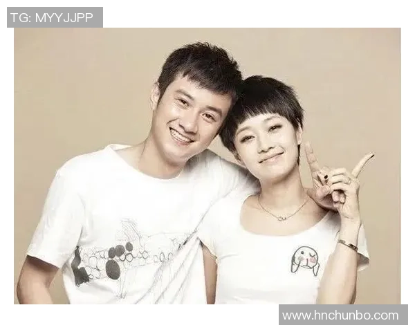 足球巨星情史揭秘：从青涩恋情到婚姻风波，深度解析明星背后的感情故事